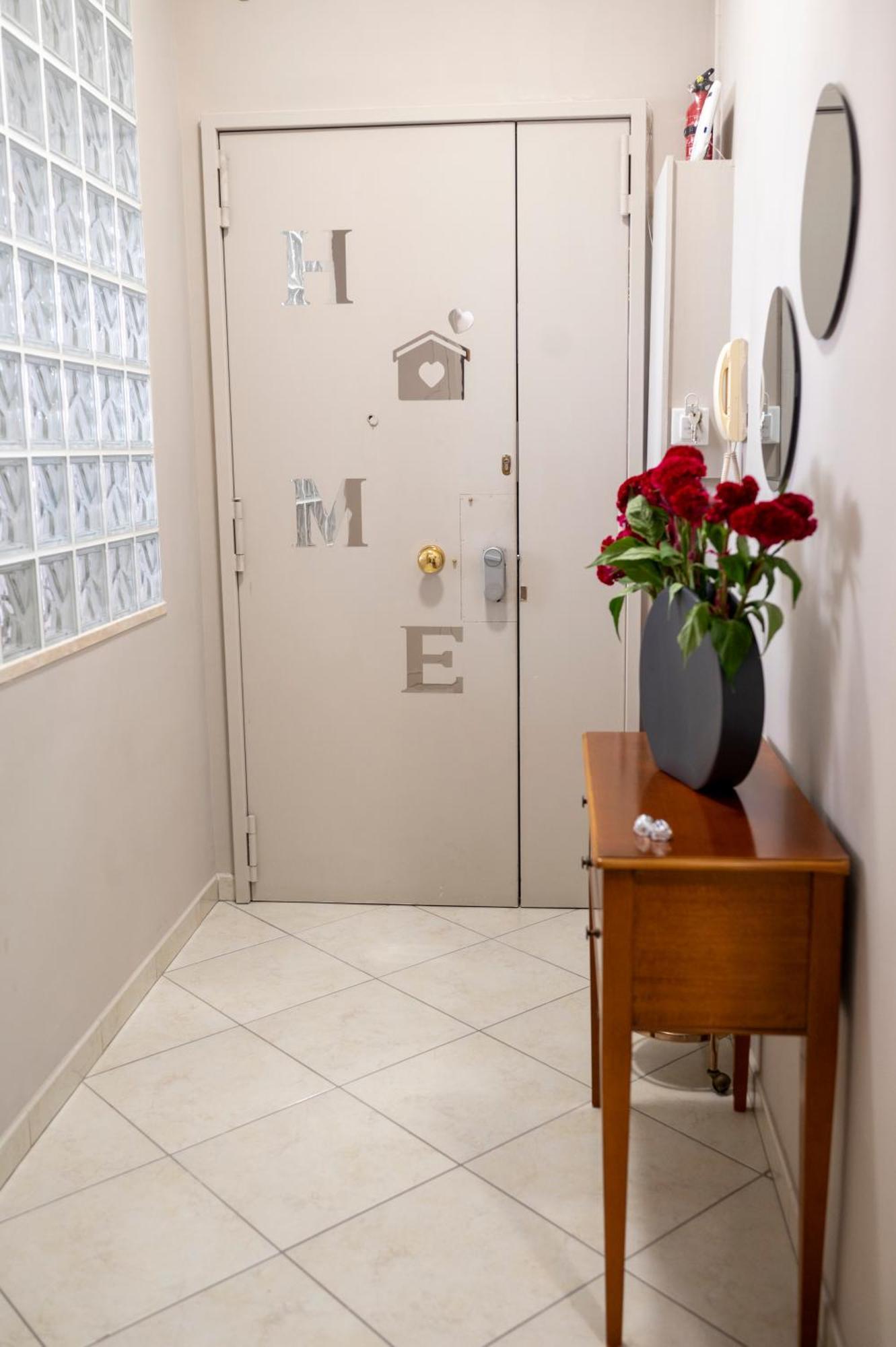 Renza House Chiaia Apartment Napoli Ngoại thất bức ảnh