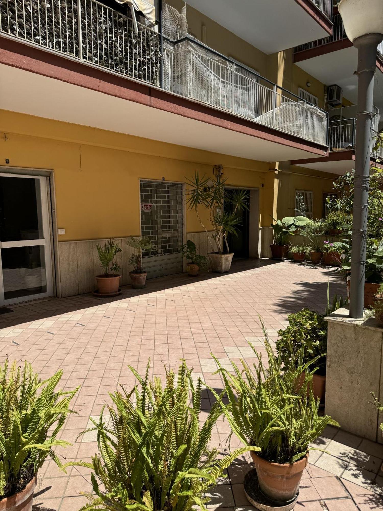 Renza House Chiaia Apartment Napoli Ngoại thất bức ảnh